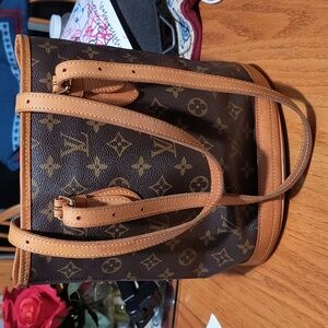Authentic Louis Vuitton Monogram Bucket PM Shoulder Tote Bag M42238